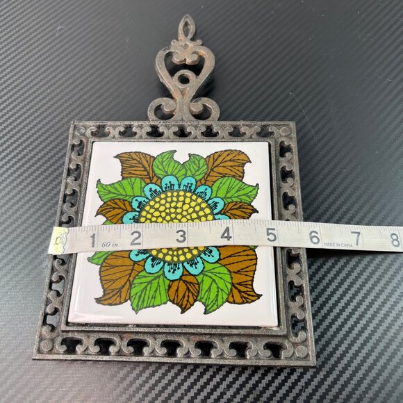 VTG Holt Howard Flower Tile Green Brown Metal Trivet 1970s Japan Ceramic Kitsch - Picture 14 of 15